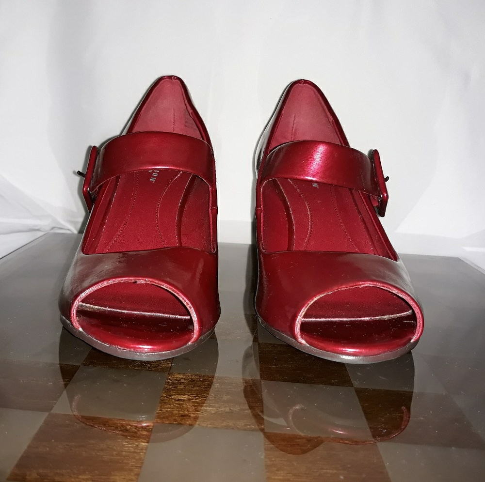 Red Kenneth Cole reaction shoes
